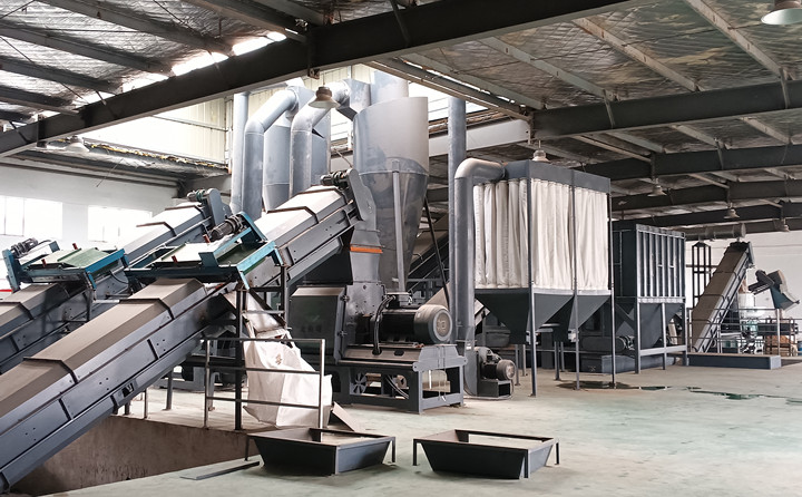 江蘇宿遷年產2萬噸木材顆粒生產線現場圖片.jpg 江蘇宿遷年產2萬噸木材顆粒生產線現場圖片.jpg